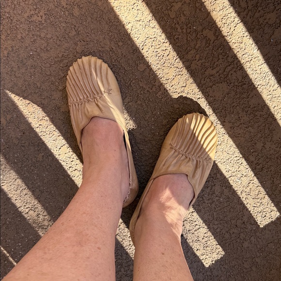 Chocolate Blu Cam Tan Leather Ballet Flats - Picture 10 of 10